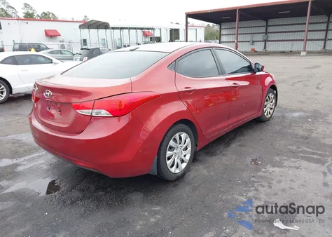 2013 Hyundai Elantra Gls/Limited z USA, uszkodzony, nr VIN 5NPDH4AE2DH20310